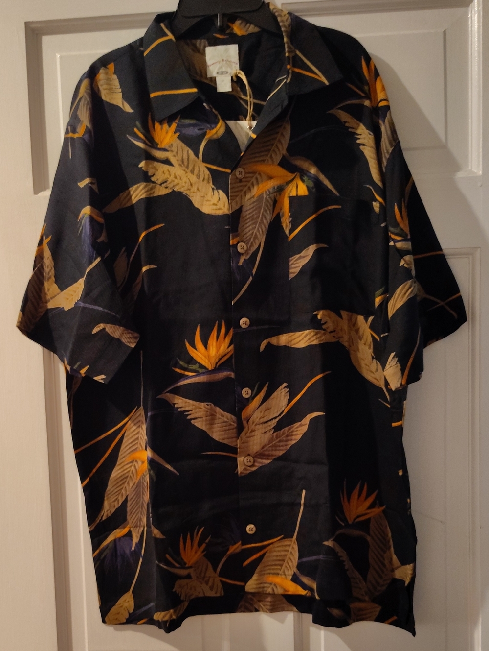 Tommy Bahama Black Short-Sleeve Hawaiian Shirt Jacket with Yellow Floral Print